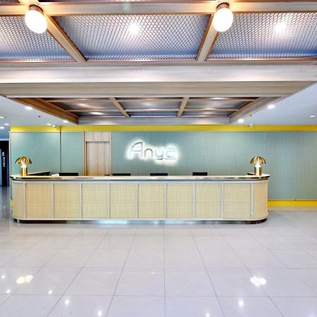 Anya Nana At Sukhumvit Bangkok Hotel Exterior photo