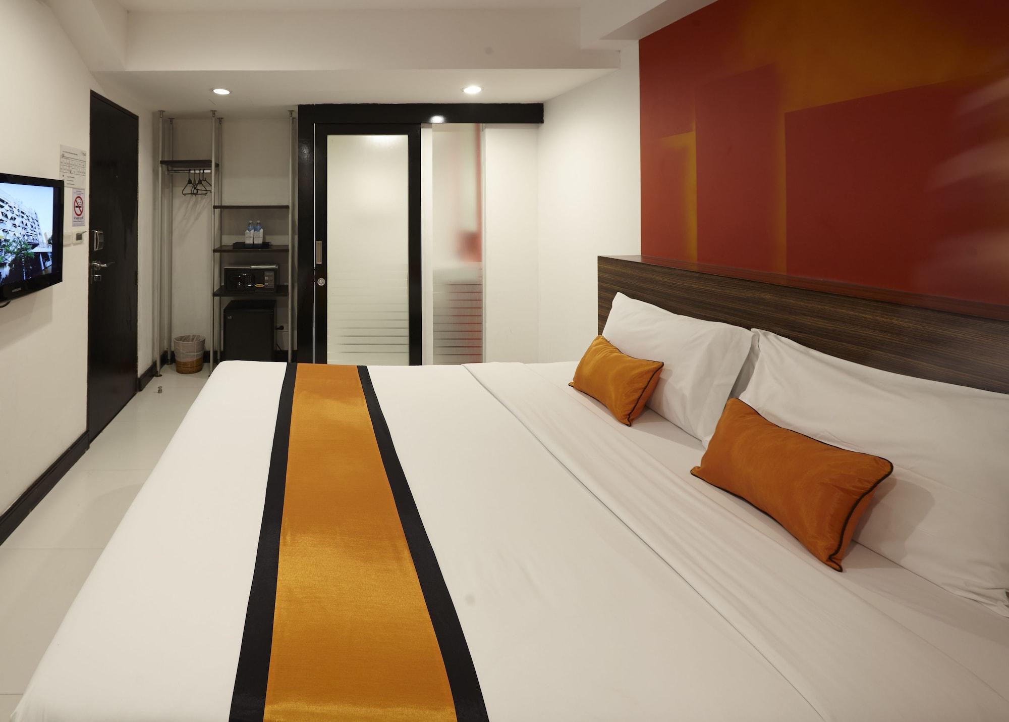 Anya Nana At Sukhumvit Bangkok Hotel Exterior photo