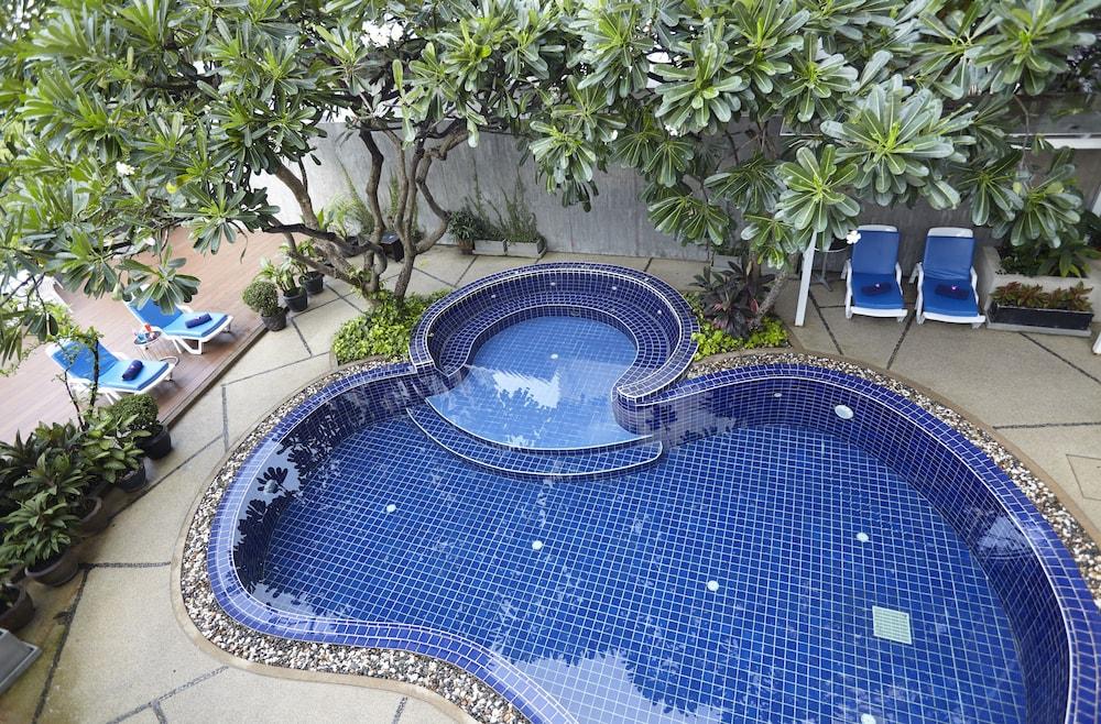 Anya Nana At Sukhumvit Bangkok Hotel Exterior photo
