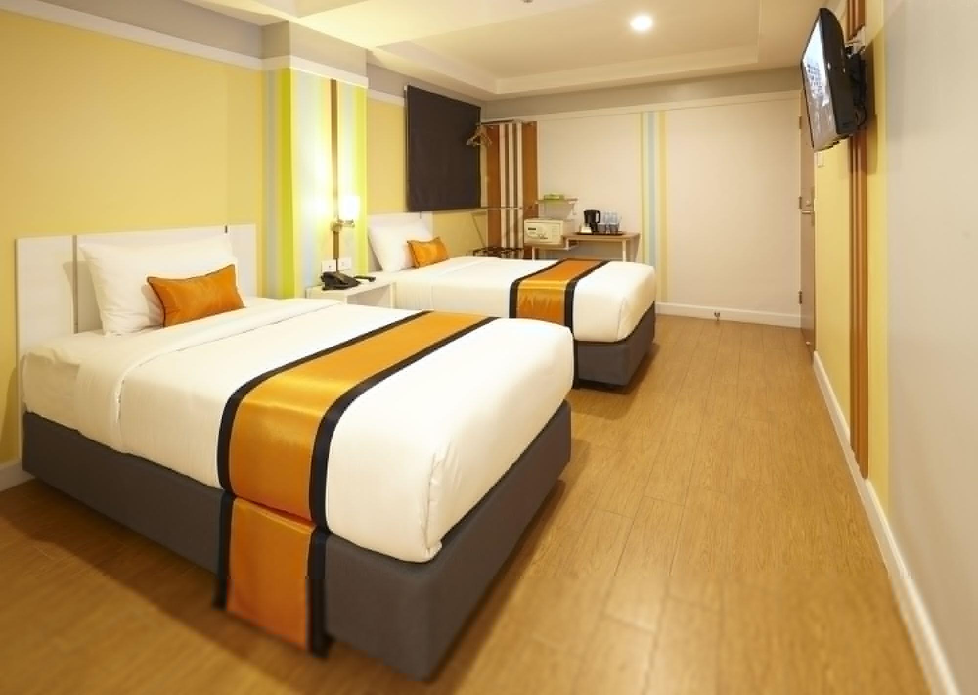 Anya Nana At Sukhumvit Bangkok Hotel Exterior photo