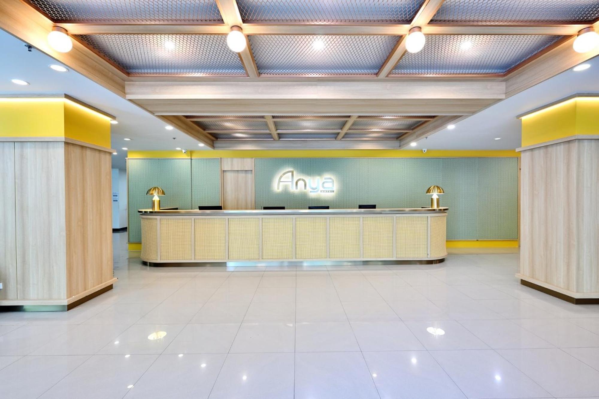 Anya Nana At Sukhumvit Bangkok Hotel Exterior photo