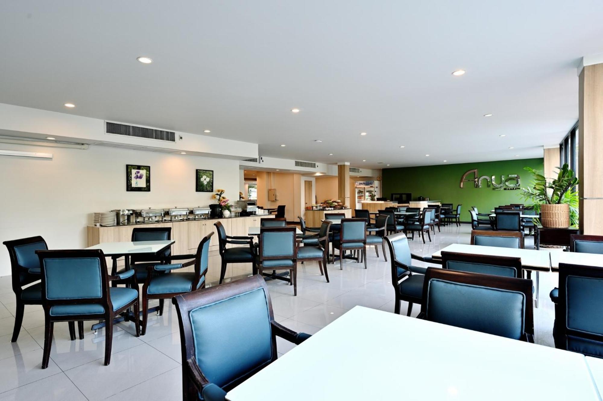 Anya Nana At Sukhumvit Bangkok Hotel Exterior photo