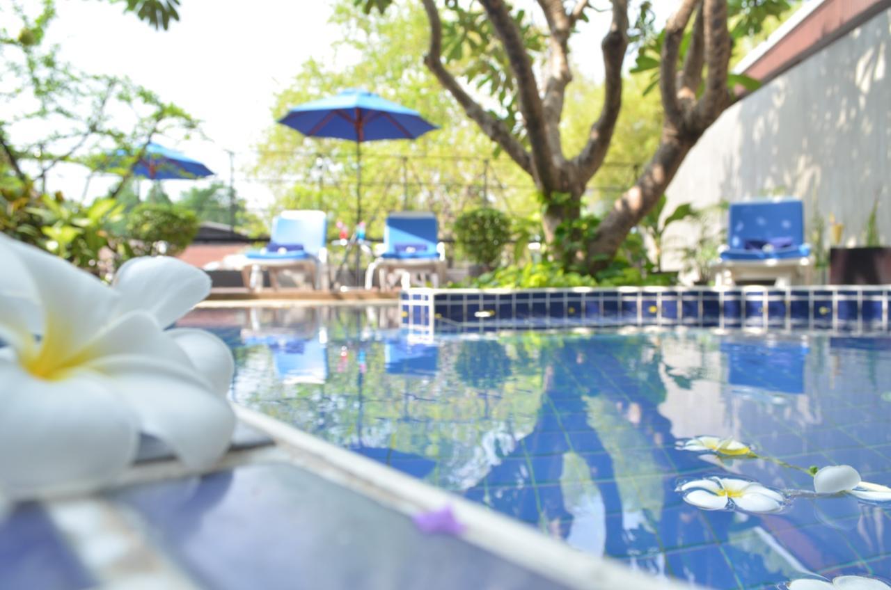 Anya Nana At Sukhumvit Bangkok Hotel Exterior photo
